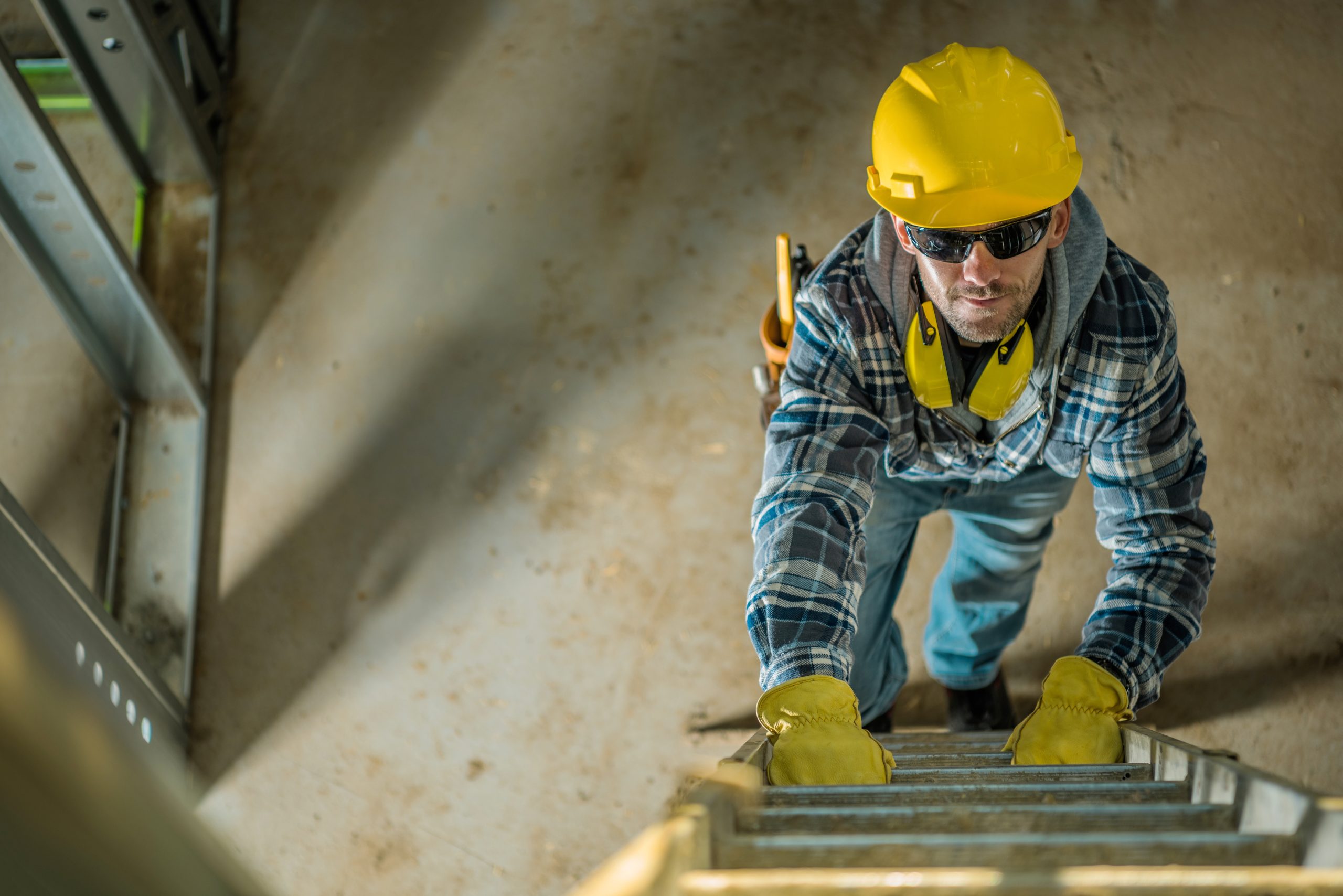 Fall Protection/H2S - Domcor Health Safety & Security